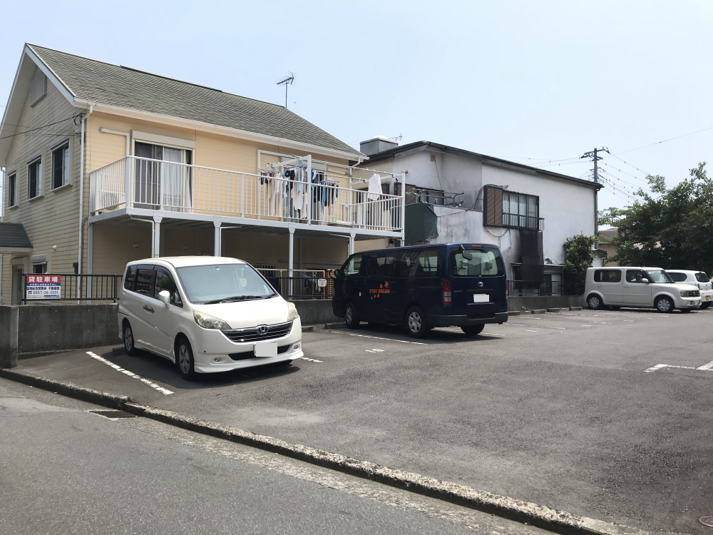 →川奈　貸駐車場